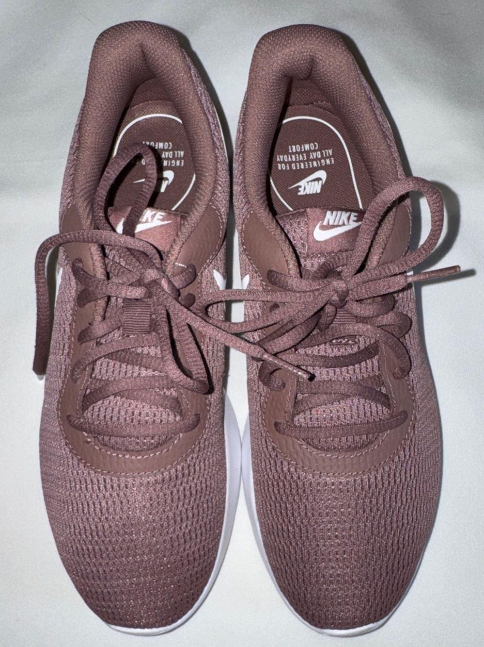 Nike Women’s Mauve Tanjun Sneakers
